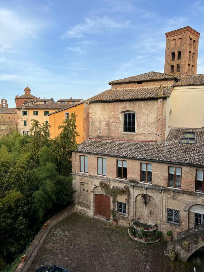 B&B Palazzo Bruchi Siena Exterior foto